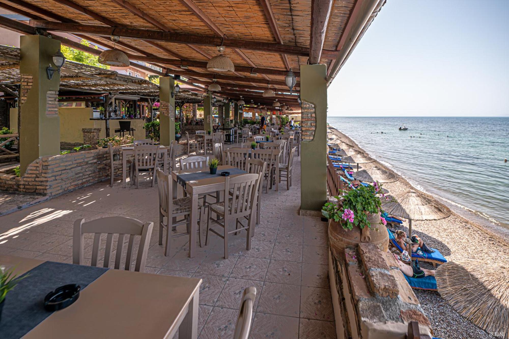 Castella Beach Hotel Alissos Exterior foto